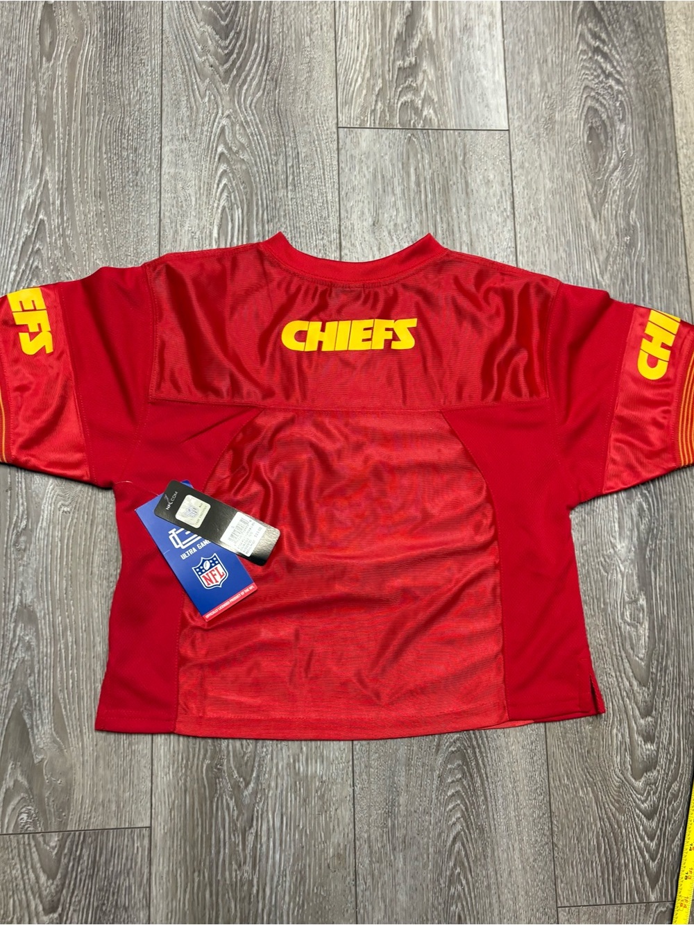 Kansas City Chiefs women’s red short sleeve Jersey top - Picture 6 of 8